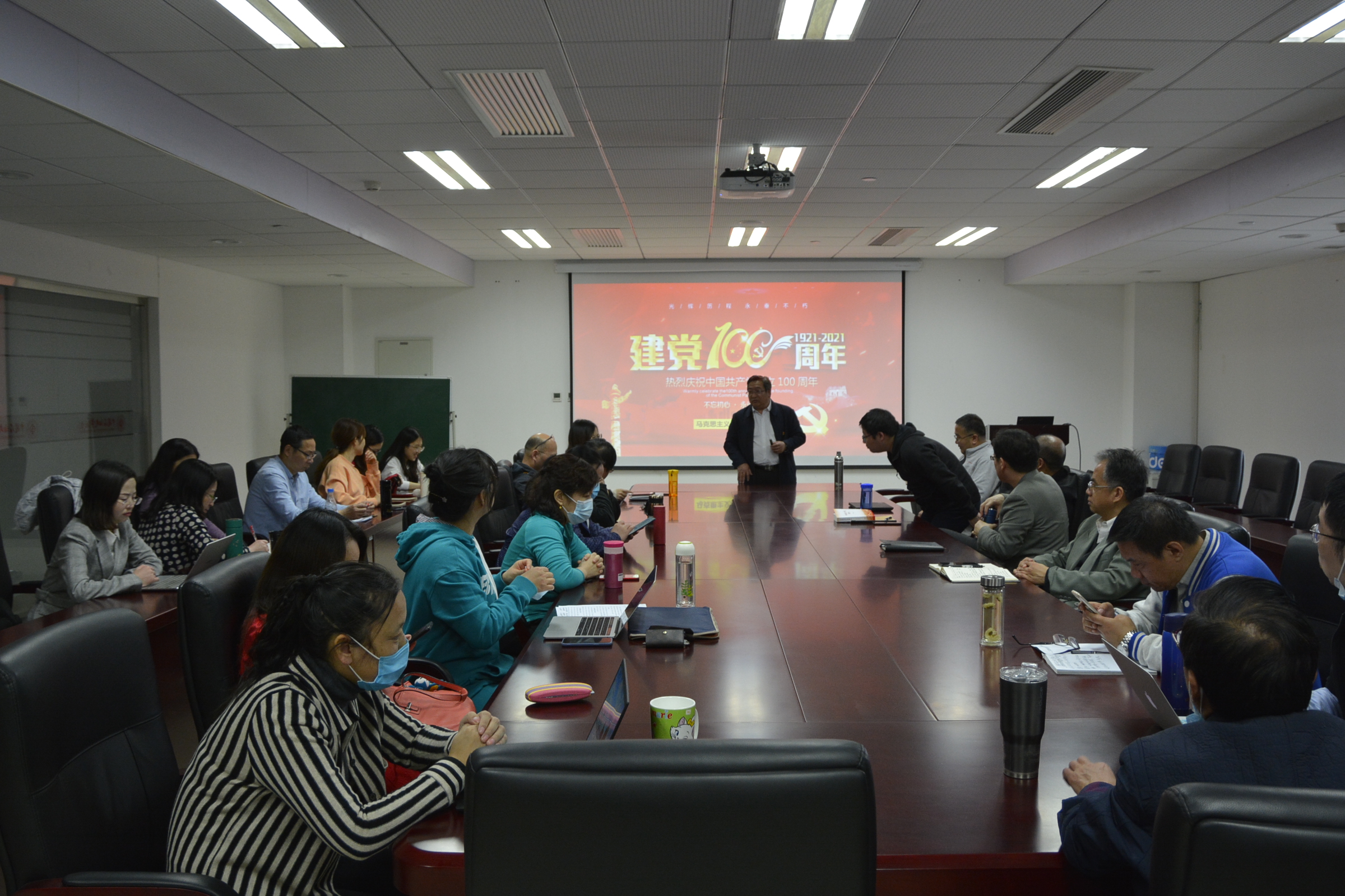 ca2a619064ed48be9f4e3152f09d2790.jpg ca2a619064ed48be9f4e3152f09d2790.jpg