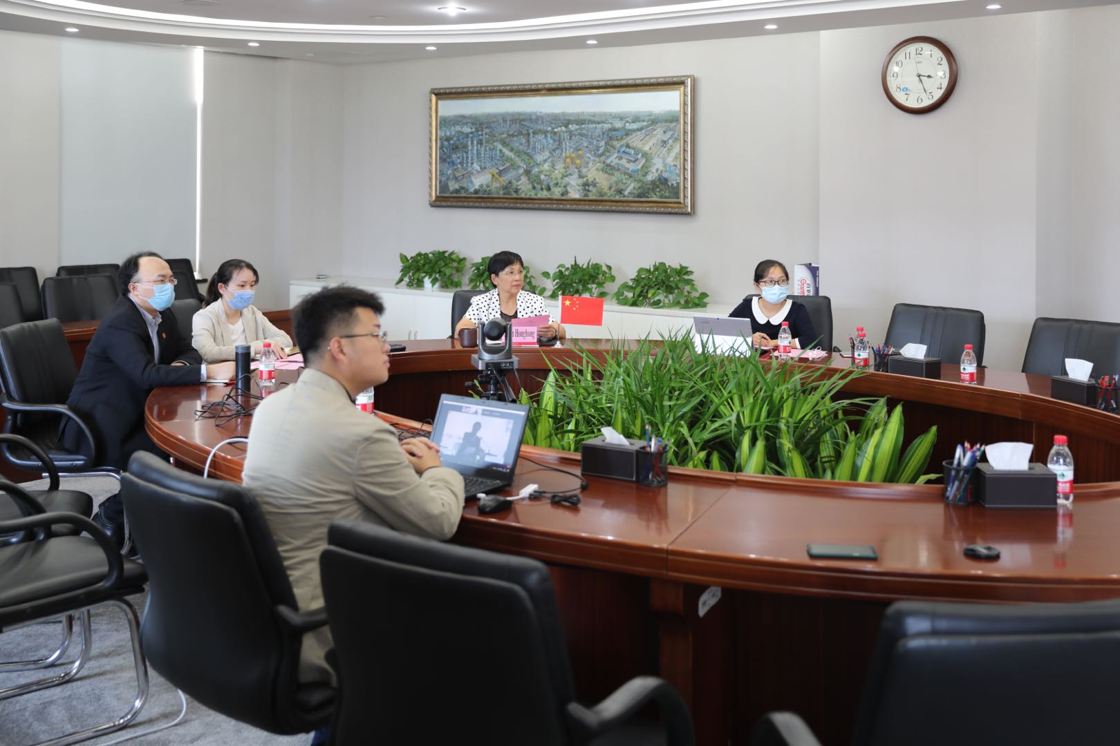 fe0bc011f1184905bec4657fa74182e0.jpg fe0bc011f1184905bec4657fa74182e0.jpg